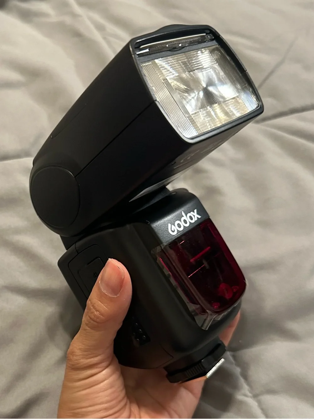V860II-C Black TTL Li-ion Camera Flash for Canon